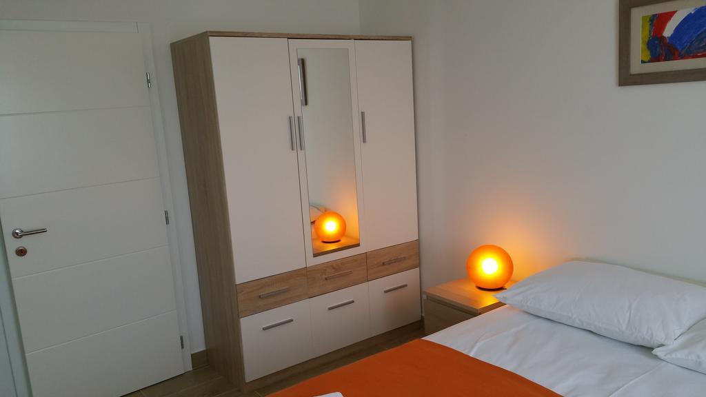Apartments Ivancic Novi Vinodolski Room photo